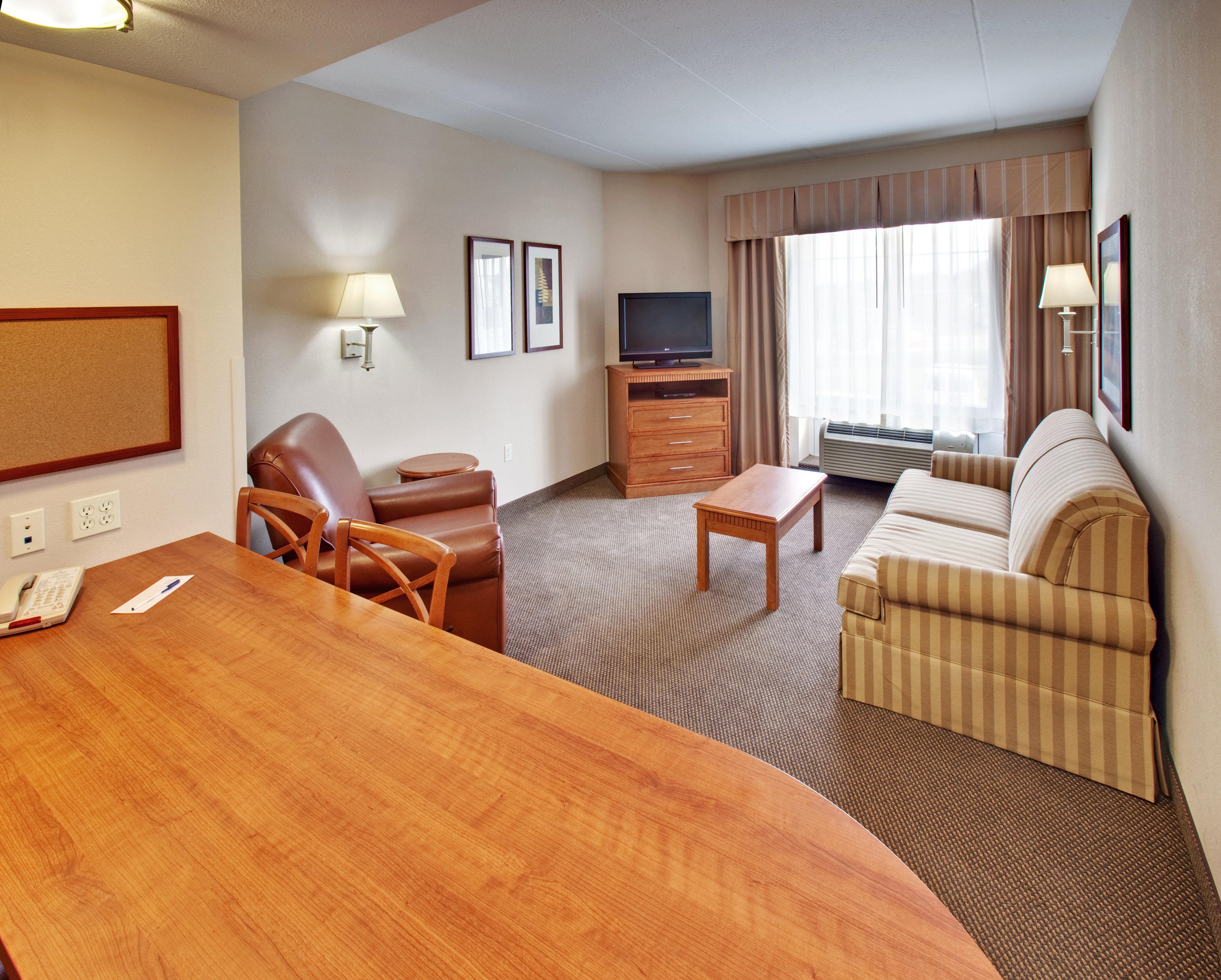 Candlewood Airport Hotel